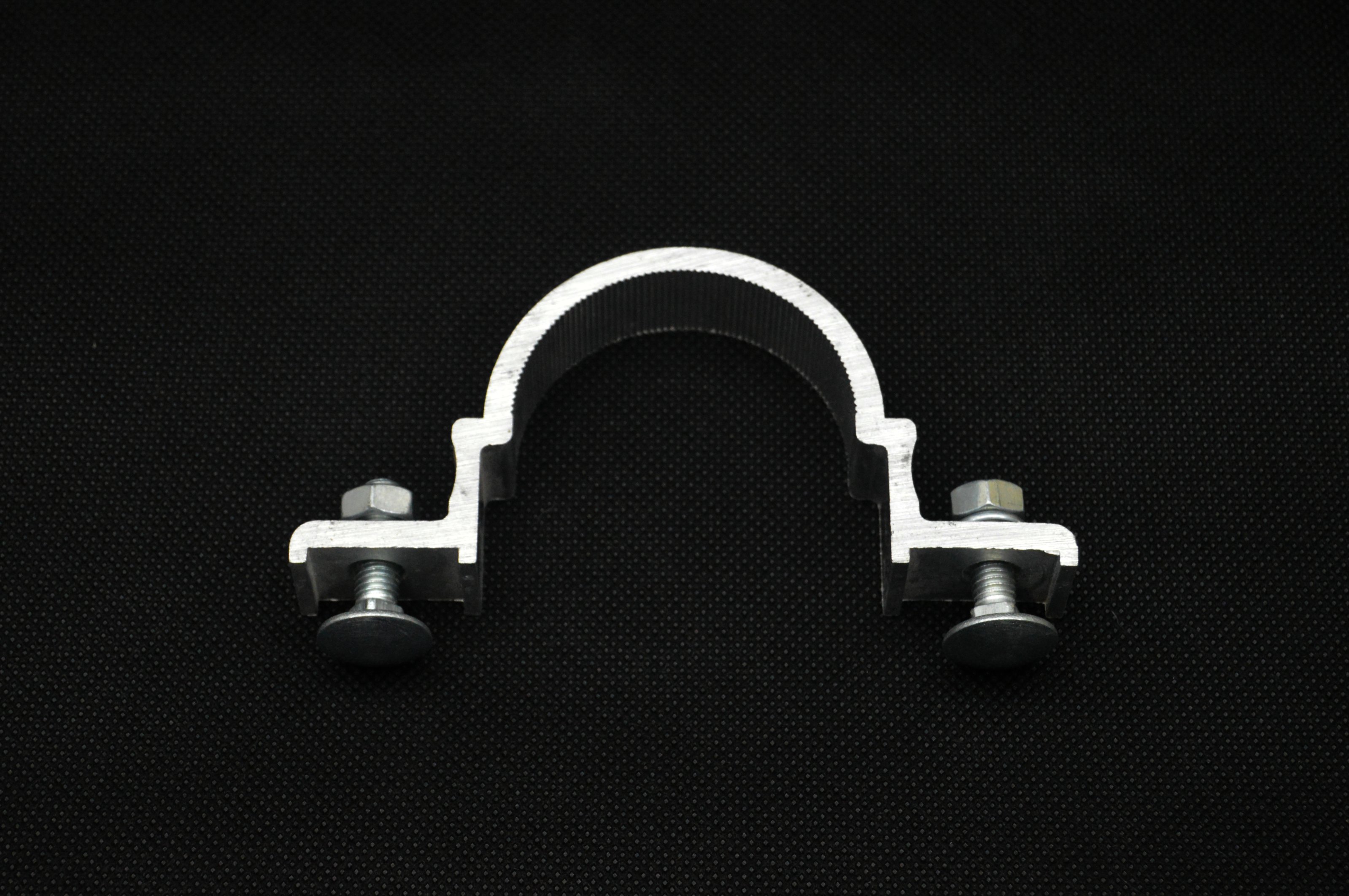 Objímka na kulatý sloupek pr. 70 mm